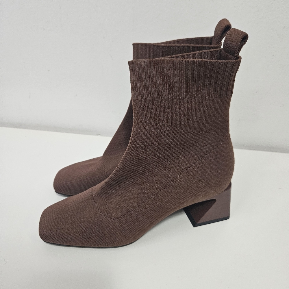 VIVAIA Regina Pro Square-Toe Water-Repellent Block Heeled Boots Sz 5 Brown